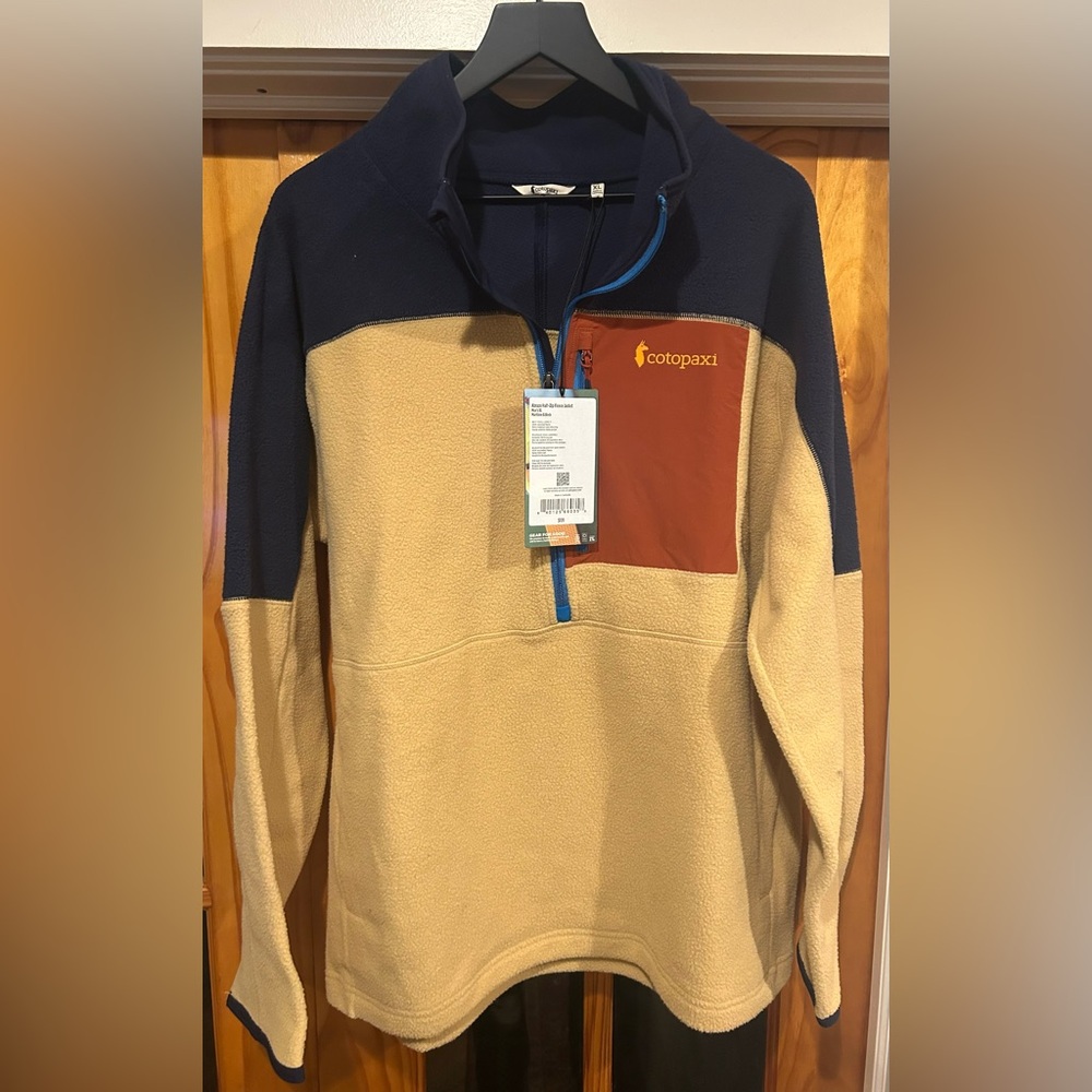 Cotopaxi Abrazo Fleece Half-Zip Jacket - Men's in Navy and Tan